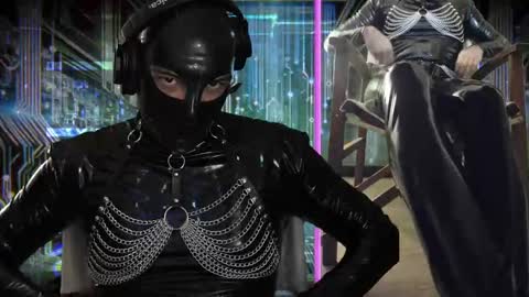 Snapshot of humandr0id chatting on January 2025 07:46:01 PM Humandroid online show from January 2025 07:46:01 PM