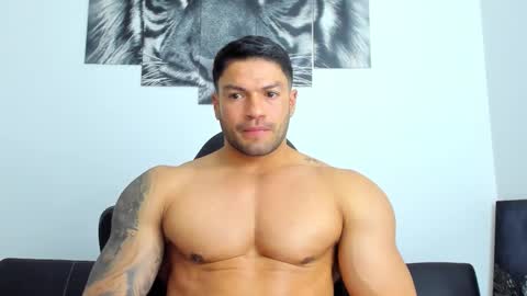 Snapshot of humber_eli chatting on November 2025 01:50:02 AM Eli online show from November 2025 01:50:02 AM