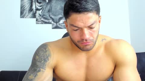 Snapshot of humber_eli chatting on November 2025 02:22:01 AM Eli online show from November 2025 02:22:01 AM