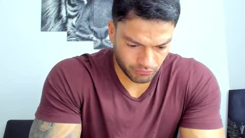 Snapshot of humber_eli chatting on November 2025 11:47:02 PM Eli online show from November 2025 11:47:02 PM