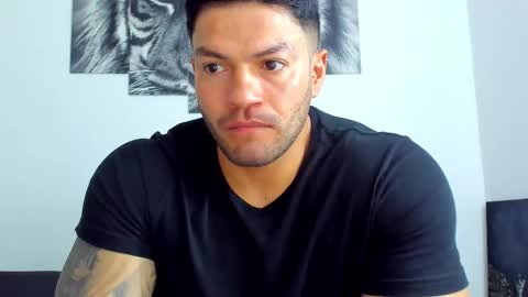 Snapshot of humber_eli chatting on December 2025 01:42:01 PM Eli online show from December 2025 01:42:01 PM