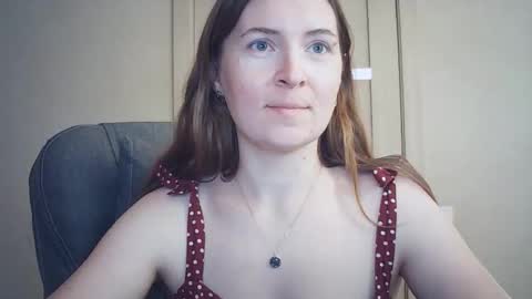 HumpyGrey online show from November 2025 10:17:01 AM