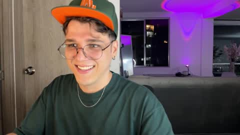 hun_damer online show from September 2025 01:06:01 AM