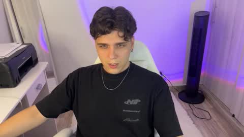 hun_damer online show from November 2025 04:35:01 AM