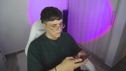 hun_damer online show from November 2025 01:40:01 AM