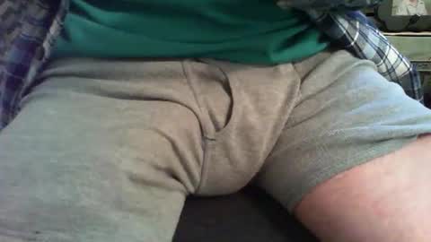 Snapshot of hungandhilarious chatting on January 2026 04:01:02 PM hungandhilarious online show from January 2026 04:01:02 PM