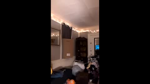 hungitalian40 online show from February 2026 10:38:02 PM