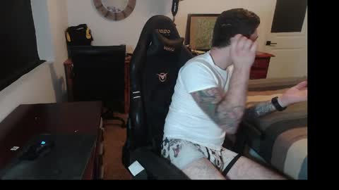 hungmtnman2256 online show from April 2026 05:08:02 AM