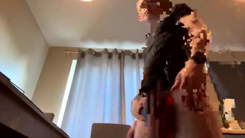 Snapshot of hungteasex chatting on April 2026 05:52:01 PM HungTeaseX online show from April 2026 05:52:01 PM