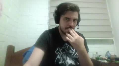 Snapshot of hungweeb chatting on March 2026 01:32:02 AM Rod online show from March 2026 01:32:02 AM