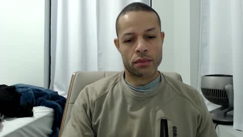 Snapshot of hungxpert chatting on March 2025 05:42:02 AM hungxpert online show from March 2025 05:42:02 AM