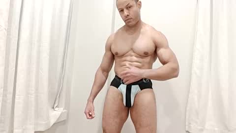 Snapshot of hungxpert chatting on November 2025 10:04:02 PM hungxpert online show from November 2025 10:04:02 PM