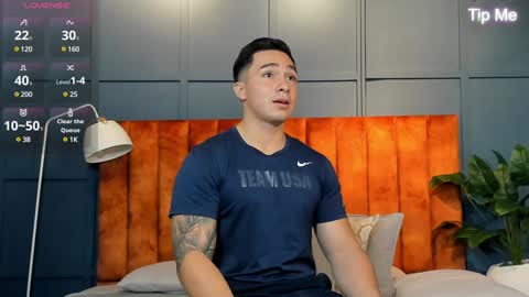 hunk_ryan online show from February 2025 04:14:02 PM