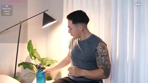 hunk_ryan online show from October 2025 12:07:02 PM