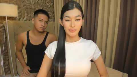 Snapshot of hunkhomerontop chatting on October 2025 07:27:02 AM hunkhomerontop online show from October 2025 07:27:02 AM