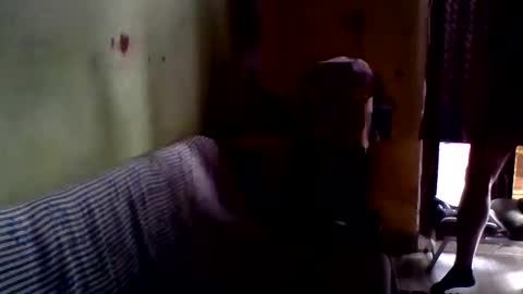 hunkster102 online show from February 2025 05:41:01 AM