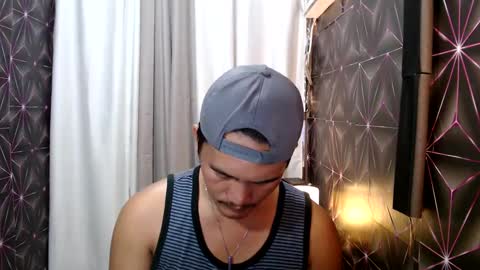 hunkylloyd online show from January 2025 12:11:02 PM