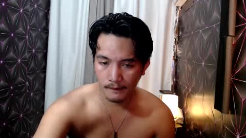 hunkylloyd online show from January 2025 04:41:02 AM