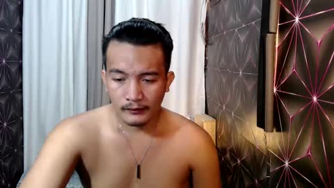 hunkylloyd online show from February 2025 04:24:02 PM