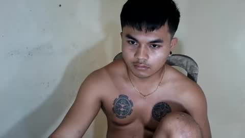 hunkyzeus online show from December 2025 09:23:02 PM