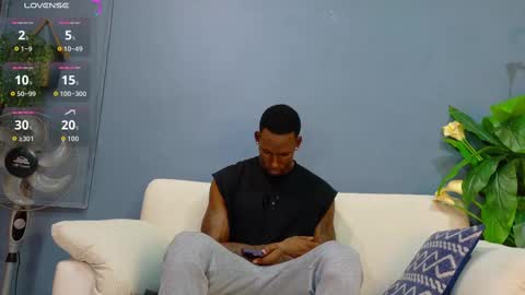 Hunter  online show from September 2025 04:19:01 PM