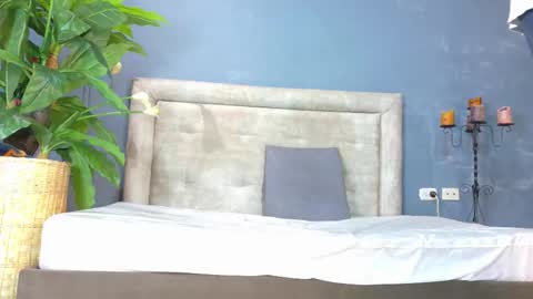 Hunter  online show from January 2026 07:08:02 PM