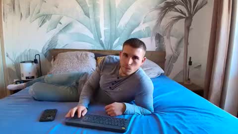 Hunter Bridges online show from November 2025 11:10:01 AM