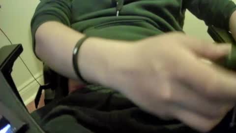 Hunterr online show from May 2026 04:04:02 PM