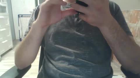 hunting_007 online show from April 2026 06:52:01 PM