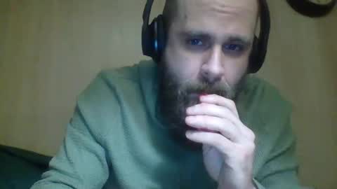 huskygengar22 online show from September 2025 04:50:01 AM