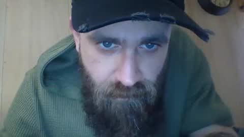 huskygengar22 online show from April 2026 07:00:01 PM