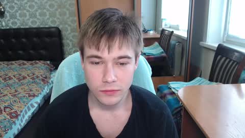 Snapshot of hyakkin chatting on April 2026 06:32:01 AM Tom online show from April 2026 06:32:01 AM