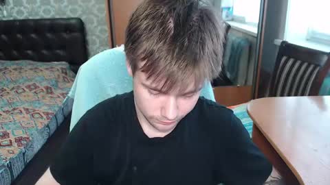 Snapshot of hyakkin chatting on April 2026 06:14:02 AM Tom online show from April 2026 06:14:02 AM