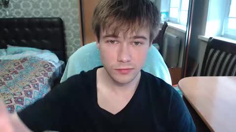 Snapshot of hyakkin chatting on May 2026 11:37:02 AM Tom online show from May 2026 11:37:02 AM