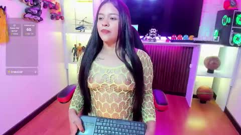 Snapshot of i_am_karoll chatting on February 2026 07:28:01 PM karoll online show from February 2026 07:28:01 PM