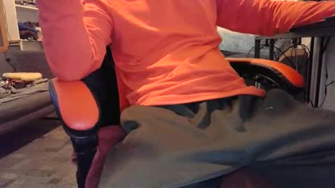 Snapshot of i_am_only_human chatting on February 2025 03:28:02 PM lucifer online show from February 2025 03:28:02 PM