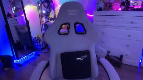 Asya  online show from December 2025 09:27:01 AM