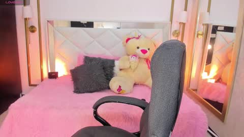 Kristi online show from February 2026 08:23:01 PM