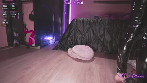       online show from October 2025 12:18:01 AM