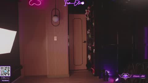 Snapshot of iam_eli chatting on January 2026 01:09:02 AM online show from January 2026 01:09:02 AM