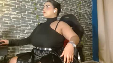 Snapshot of iam_samy__ chatting on November 2025 11:43:02 AM Samy online show from November 2025 11:43:02 AM