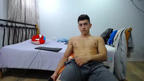 iam_yourbabyprincess_xd online show from January 2025 05:19:02 AM