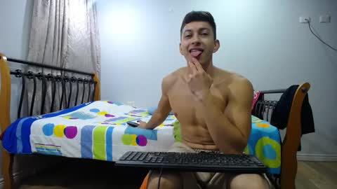 iam_yourbabyprincess_xd online show from February 2025 06:43:02 AM