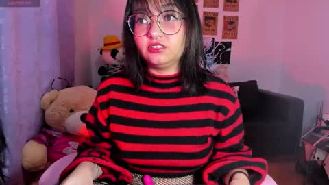 Snapshot of iam_zoechan chatting on September 2025 02:44:02 AM Zoe 3 online show from September 2025 02:44:02 AM