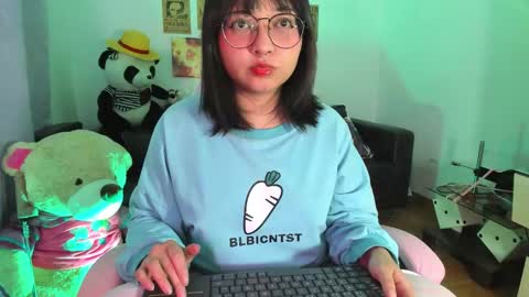 Snapshot of iam_zoechan chatting on October 2025 08:55:02 AM Zoe 3 online show from October 2025 08:55:02 AM