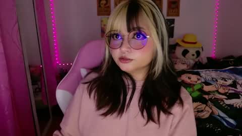 Snapshot of iam_zoechan chatting on April 2026 12:02:02 AM Zoe 3 online show from April 2026 12:02:02 AM
