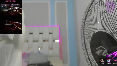 Snapshot of iamcharlotte19 chatting on December 2025 12:03:02 PM Charlotte online show from December 2025 12:03:02 PM