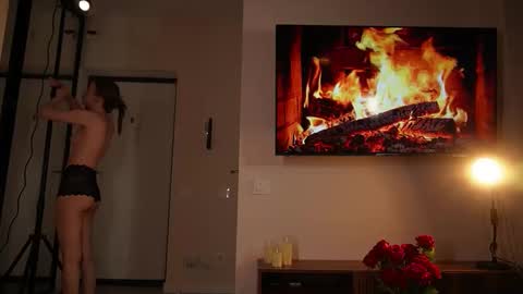 Claire online show from February 2026 10:52:02 PM