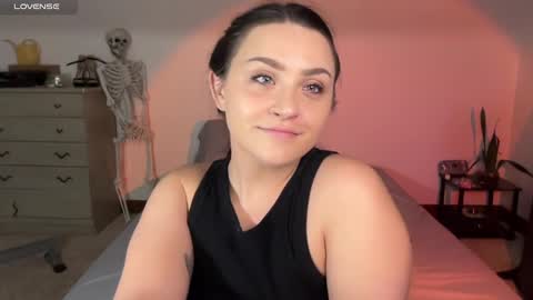 Snapshot of iamcrystalann chatting on February 2025 04:36:02 AM Crystal online show from February 2025 04:36:02 AM