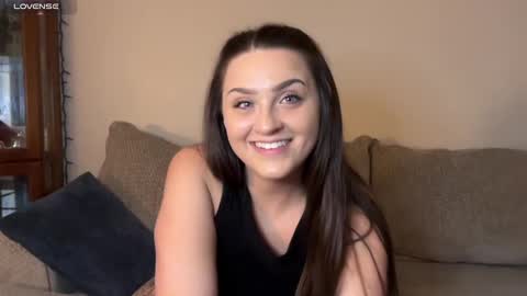 Snapshot of iamcrystalann chatting on February 2025 08:53:02 PM Crystal online show from February 2025 08:53:02 PM